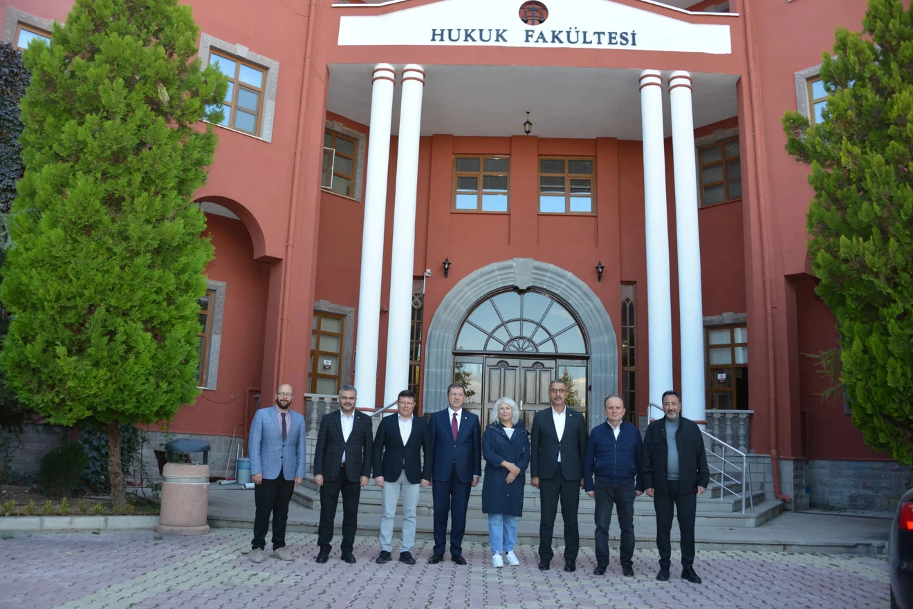 Selçuk Üniversitesi mezunlar derneği kuruldu: İlk üyeleri milletvekilleri oldu